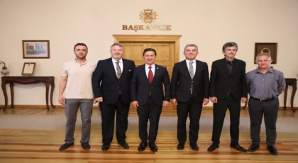 Hürriyetçi Eğitim Sen'den Muğla'da Öğretmenlere Toplu Taşımada %26 İndirim