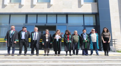 Muğla Barosu, Kadına Yönelik Şiddet ve Cinayetlere Dikkat Çekmek İçin Yatağan Adliyesi Önünde Basın Açıklaması Yaptı